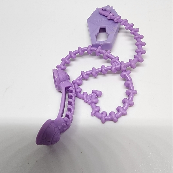 Monster High Ghoul Chat Catrine DeMew Doll Replacement Phone Accessory Parts - Picture 1 of 2